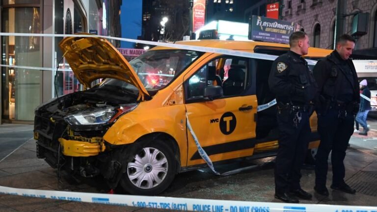 Read more about the article <h1>Understanding New York Laws When a Taxi Strikes You from the Front</h1>